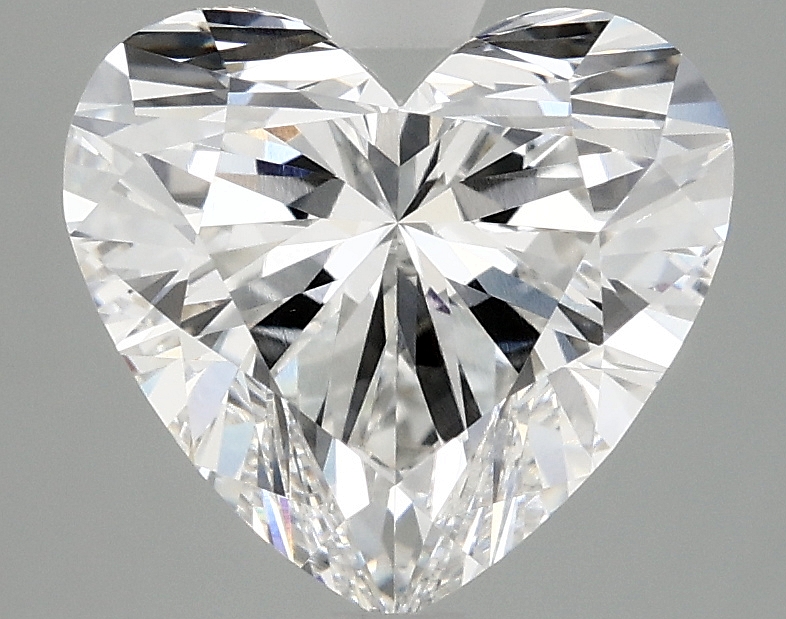 3.1ct Heart E VS1 IGI-certified lab-grown diamond