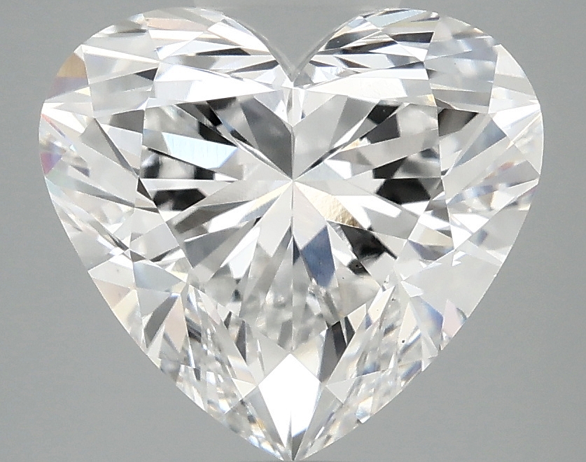 4.08ct Heart E VS1 IGI-certified lab-grown diamond