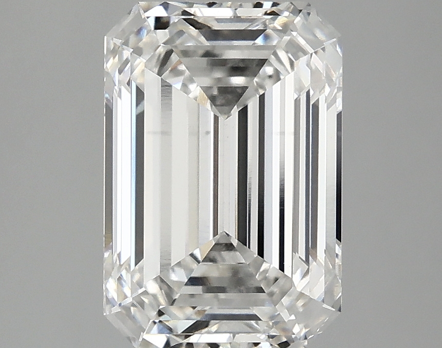 3.1ct Emerald E VS1 IGI-certified lab-grown diamond