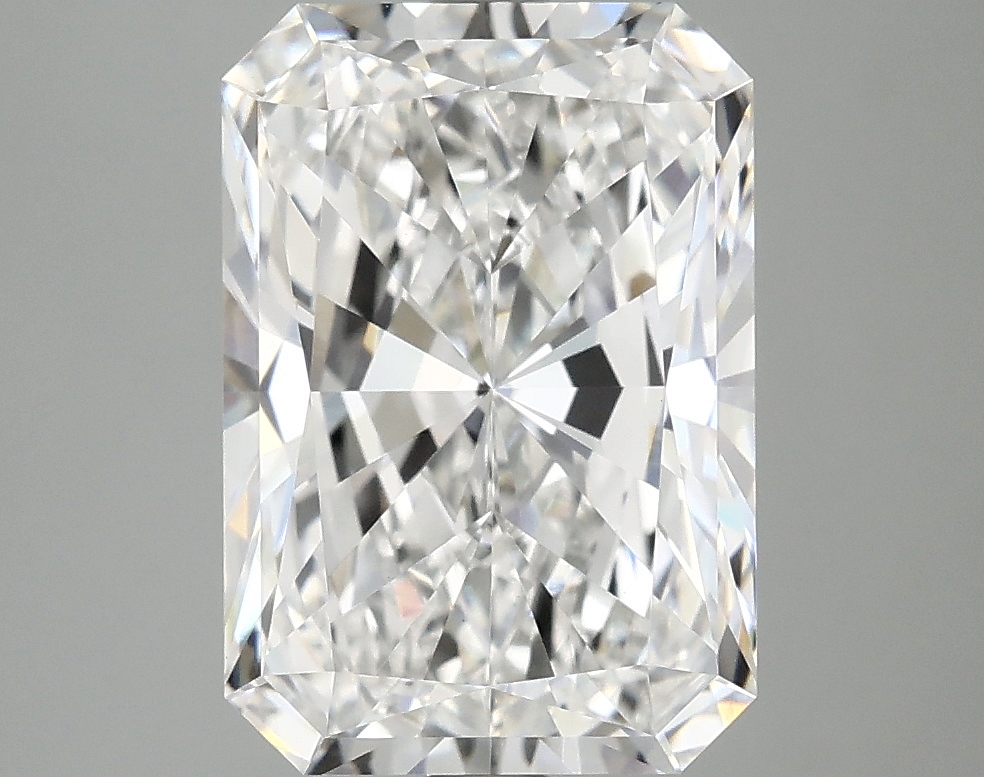 4.1ct Radiant E VVS2 Lab-Grown Diamond