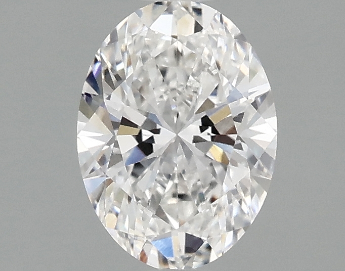 1.04ct Oval E VVS2 IGI-certified lab-grown diamond