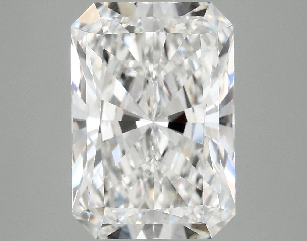 4.1ct Radiant E VVS2 Lab-Grown Diamond