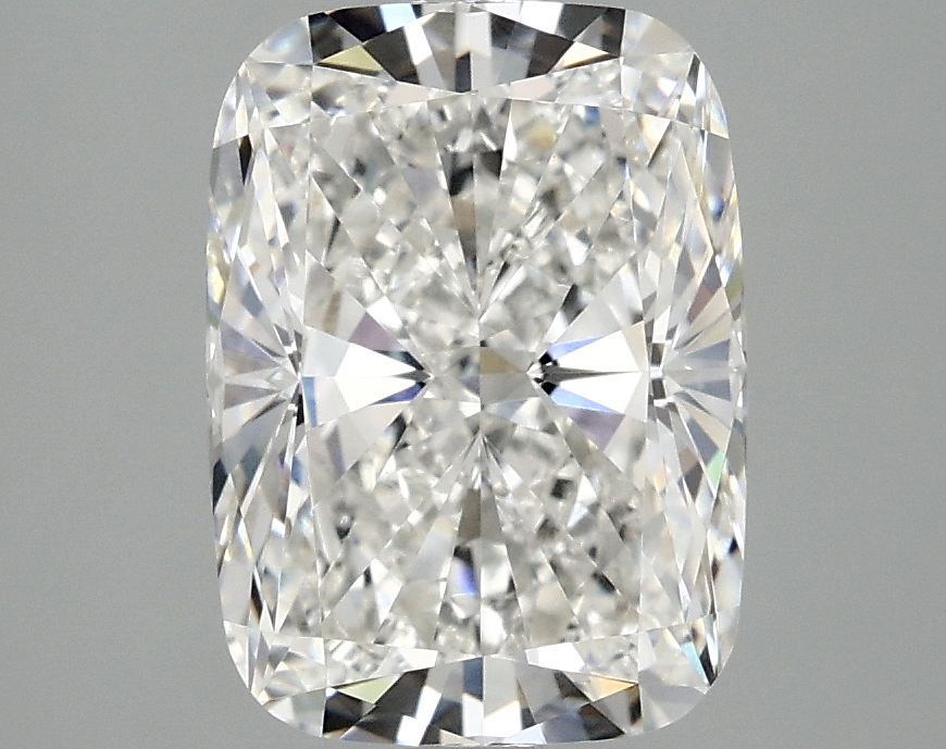 3.08ct Cushion F VVS2 IGI-certified lab-grown diamond