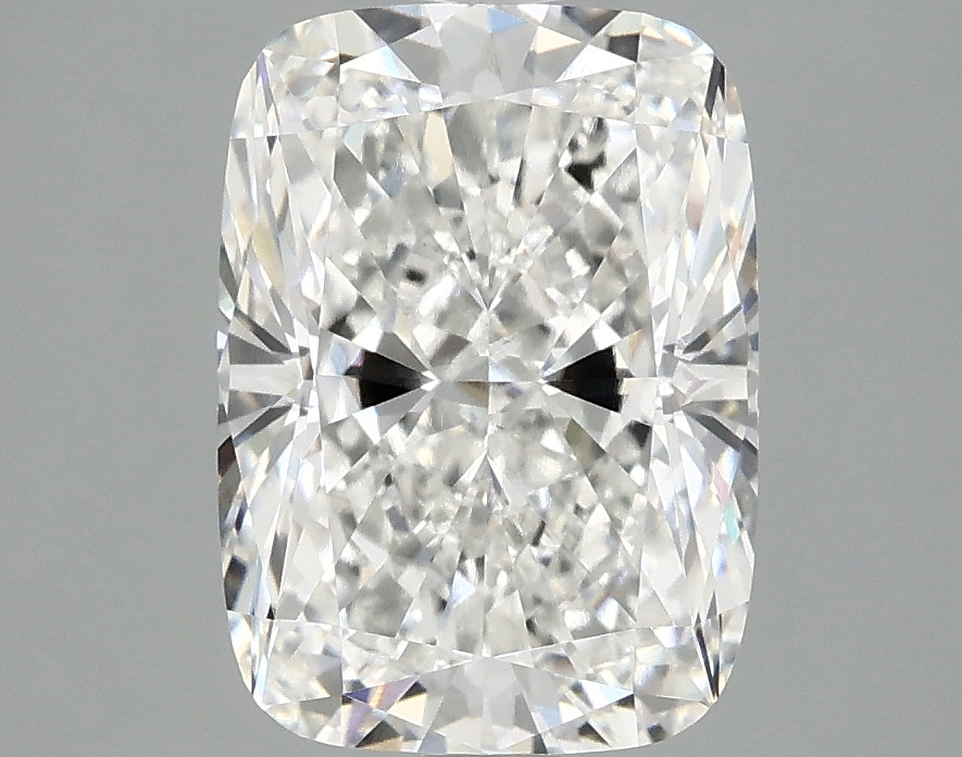 3.08ct Cushion F VVS2 IGI-certified lab-grown diamond
