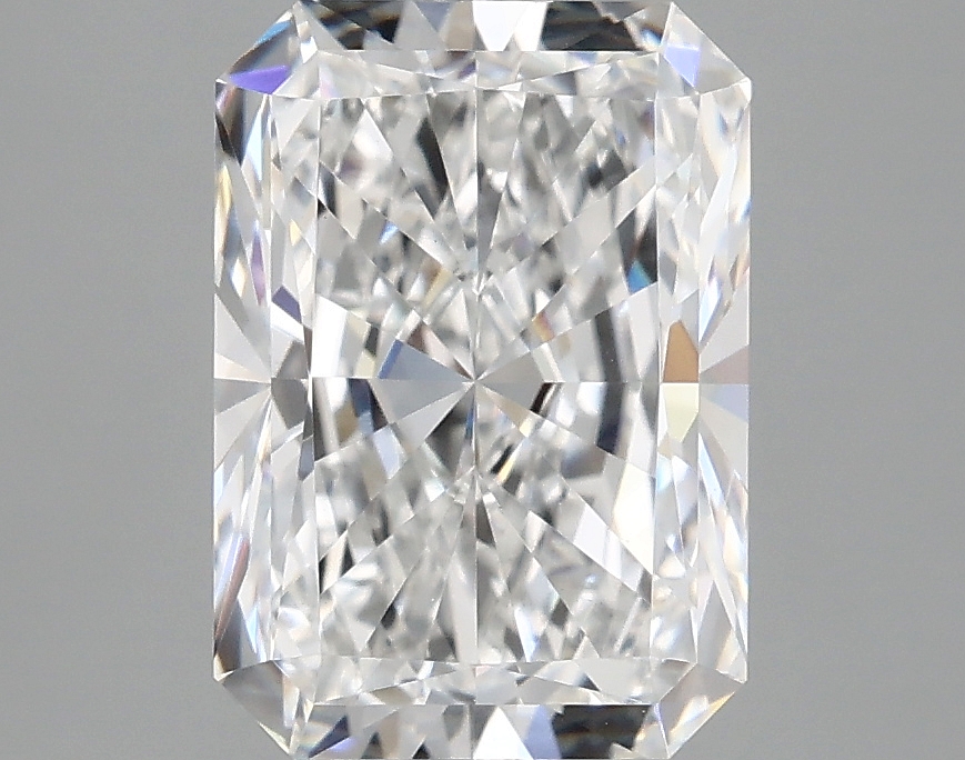 3.1ct Radiant E VVS2 Lab-Grown Diamond
