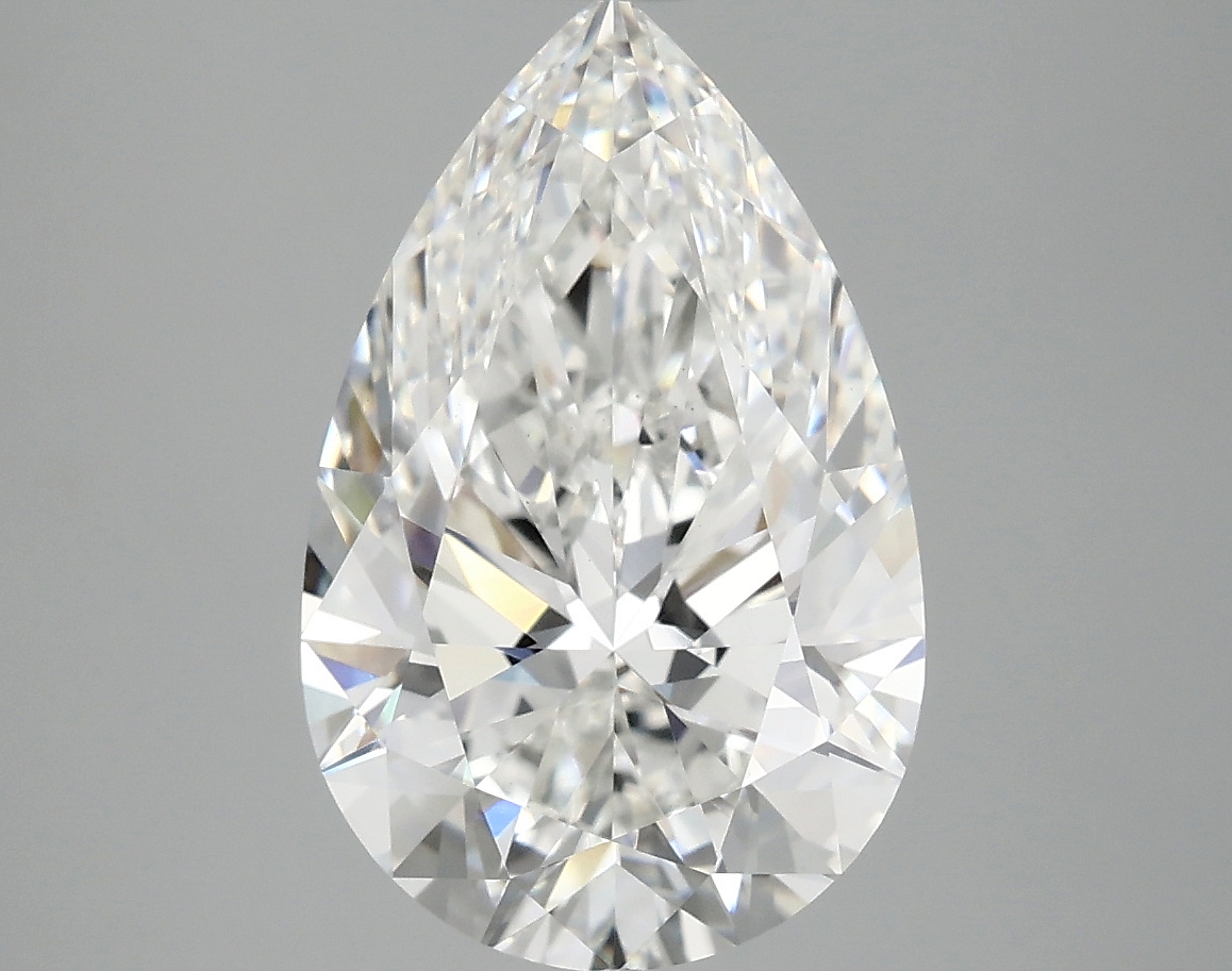 4.04ct Pear F VVS2 IGI-certified lab-grown diamond