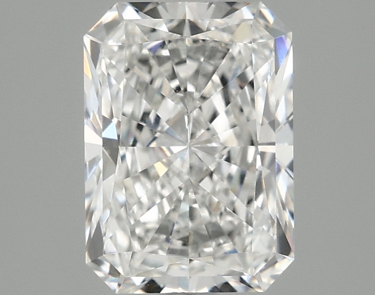 2ct Radiant F VVS2 IGI-certified lab-grown diamond