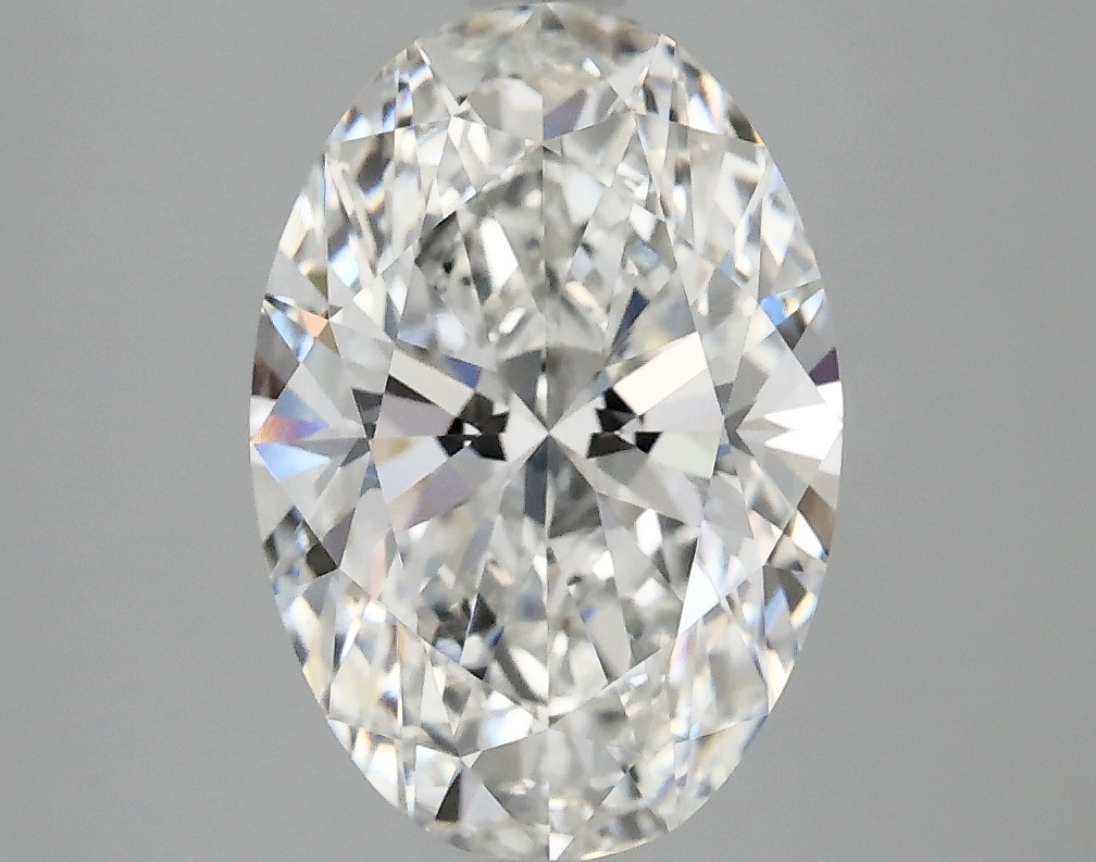 3.07ct Oval F VVS2 IGI-certified lab-grown diamond