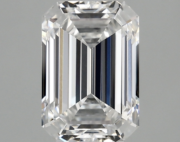 2.1ct Emerald E VVS2 IGI-certified lab-grown diamond