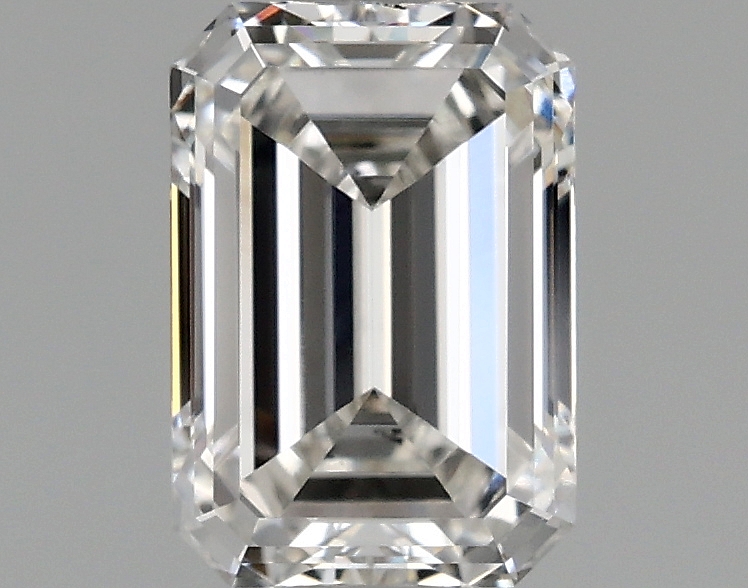 0.97 carat emerald lab-grown diamond